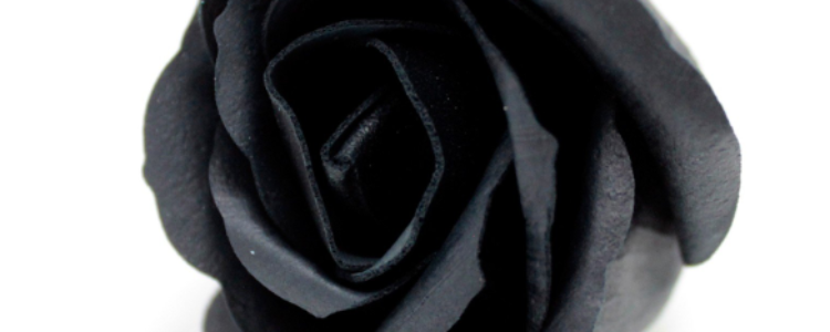 Fleurs de savon roses médiums noires